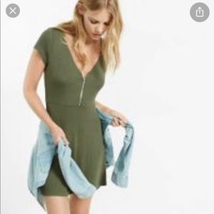 Express Short Sleeved Zip Up Dress